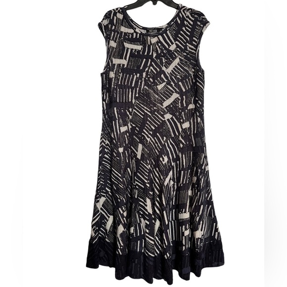 NIC + ZOE Melody Twirl Knit Dress - Picture 5 of 6